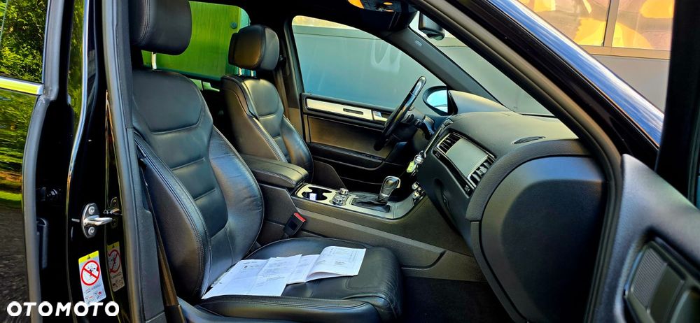 Volkswagen Touareg - 21