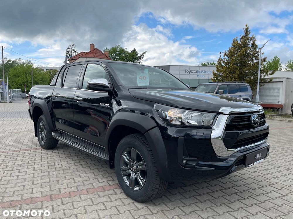 Toyota Hilux - 2