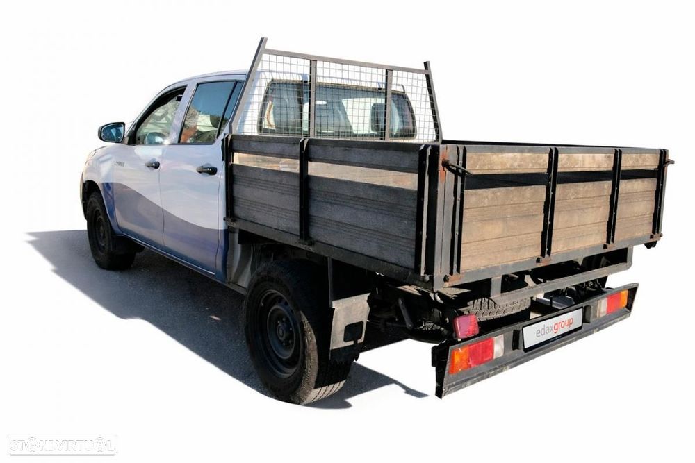 Toyota Hilux 2.4 D-4D 4WD DOUBLE CAB c/IVA - 2