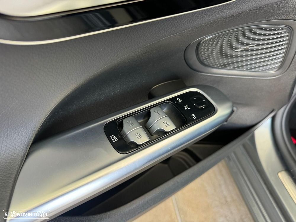 Mercedes-Benz C 220 d Avantgarde - 23