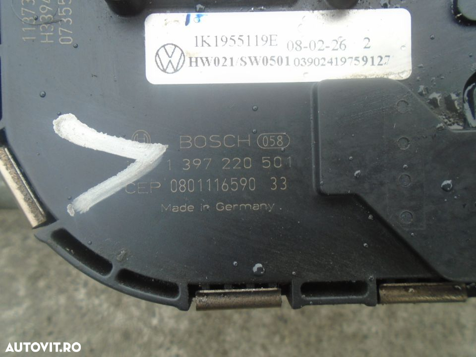Ansamblu stergatoare cu motoras Volkswagen Golf 5 din 2008 - 2