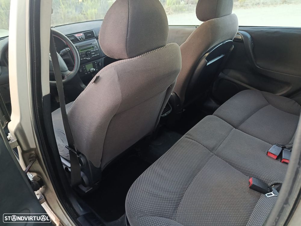 Fiat Stilo 1.6 Active - 10