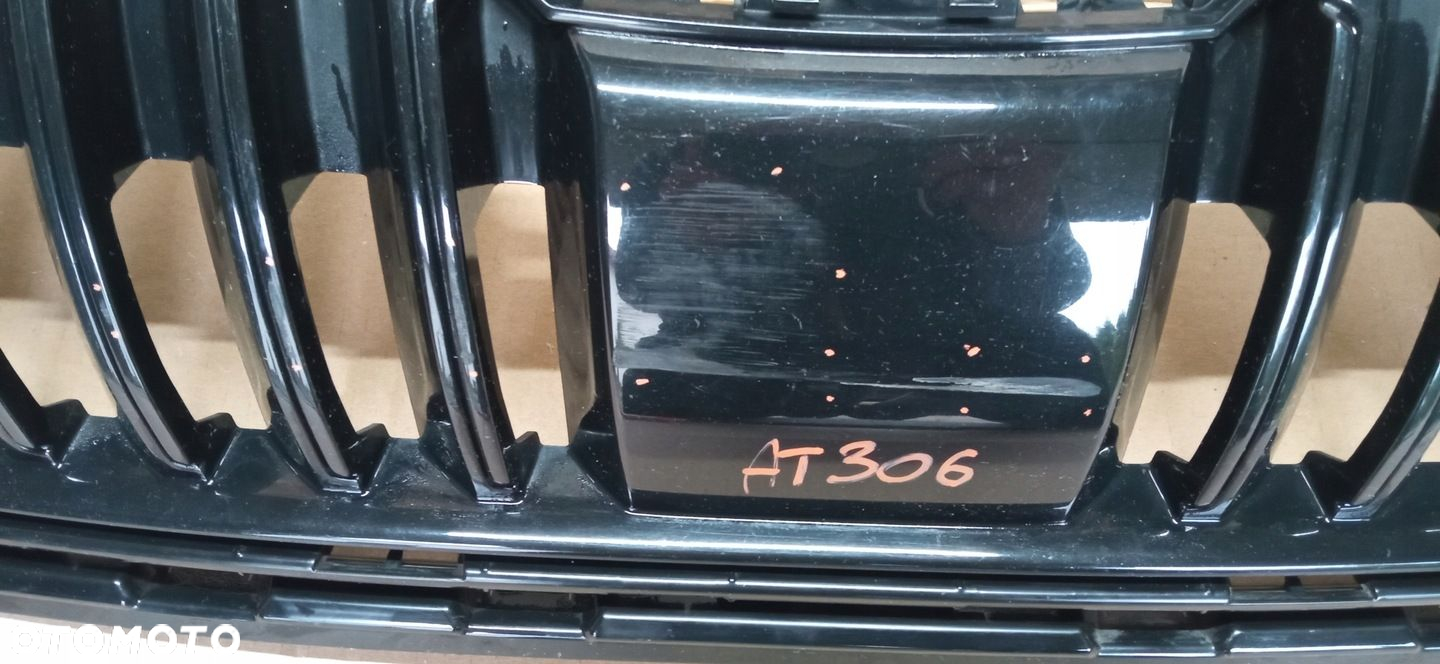 SKODA OCTAVIA III LIFT 16- ATRAPA GRILL KRATKA ZDERZAKA PRZÓD 5E0853653C - 4