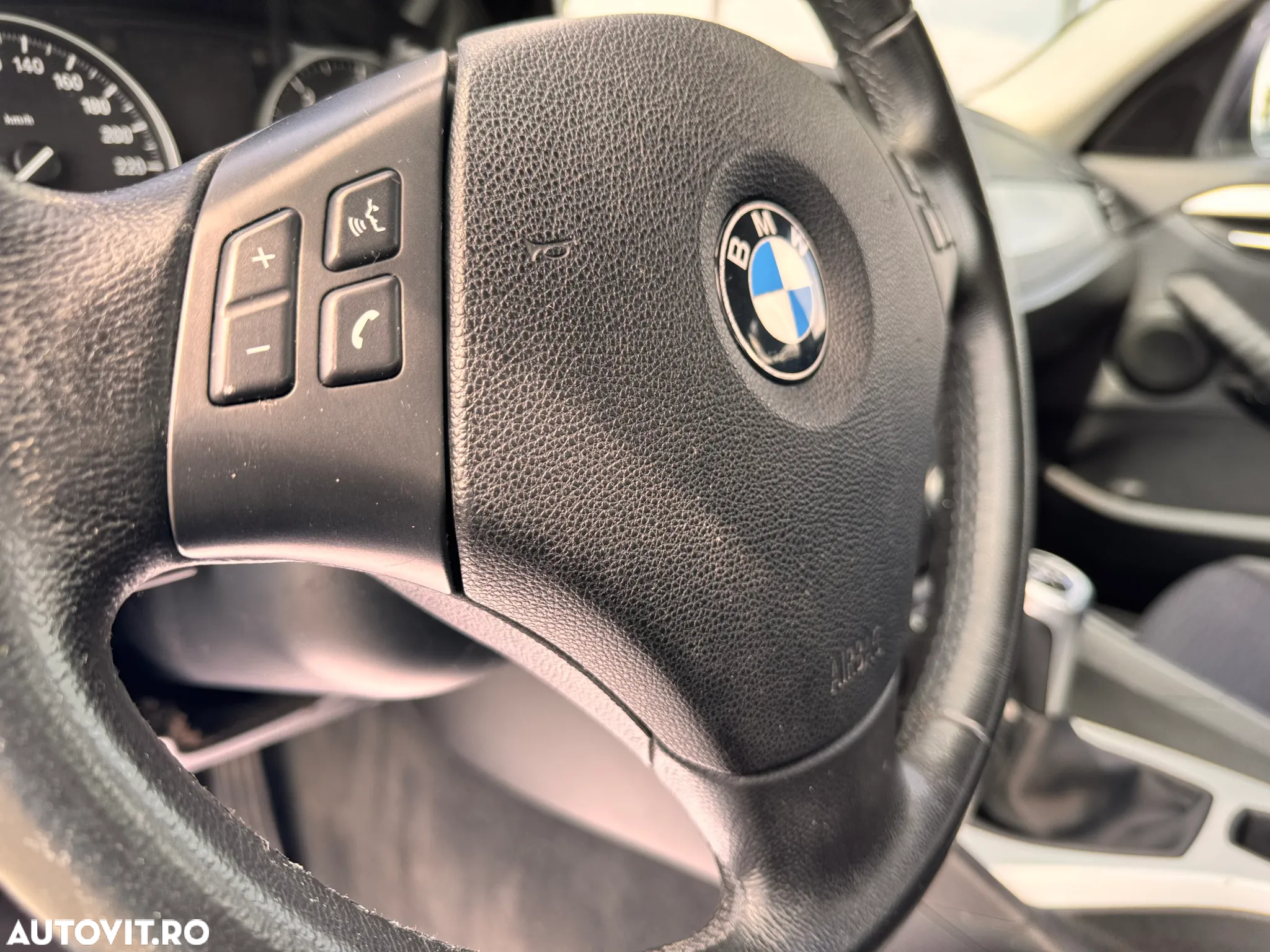 BMW X1 xDrive20d - 16