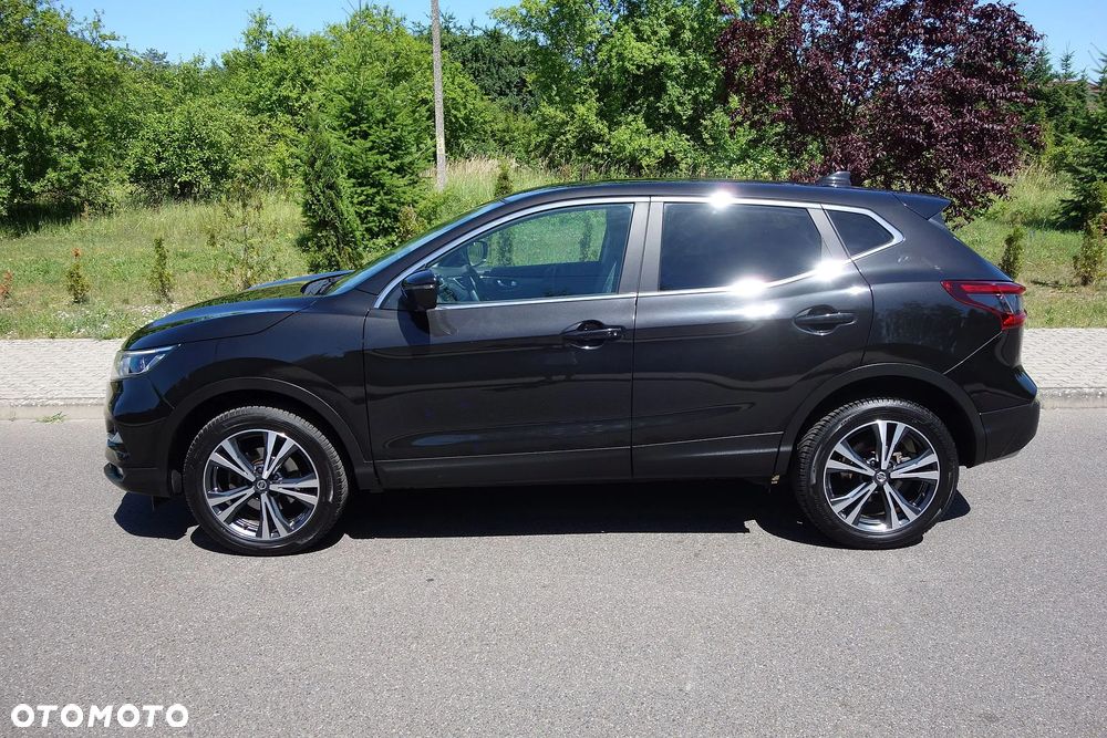 Nissan Qashqai 1.6 DIG-T N-Connecta - 23
