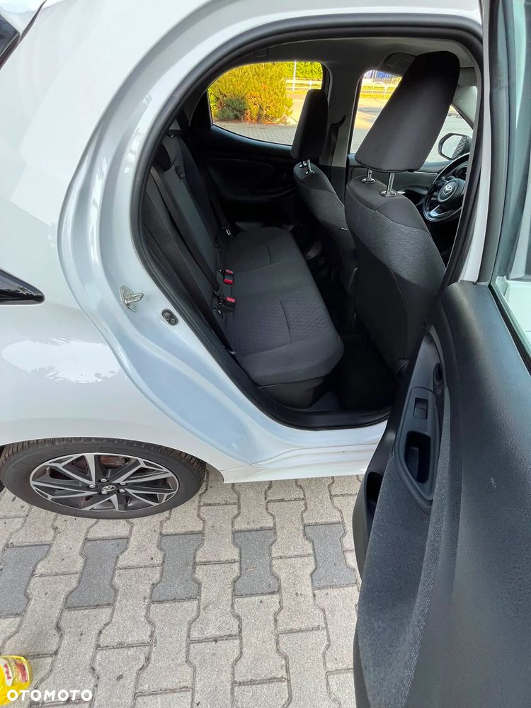 Toyota Yaris Hybrid 1.5 Comfort - 22