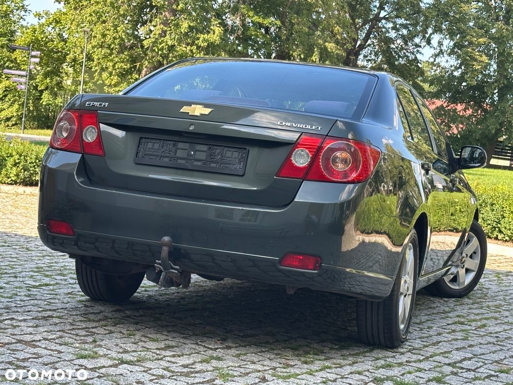 Chevrolet Epica 2.0 LS - 17