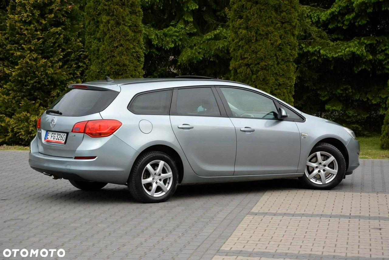 Opel Astra - 12