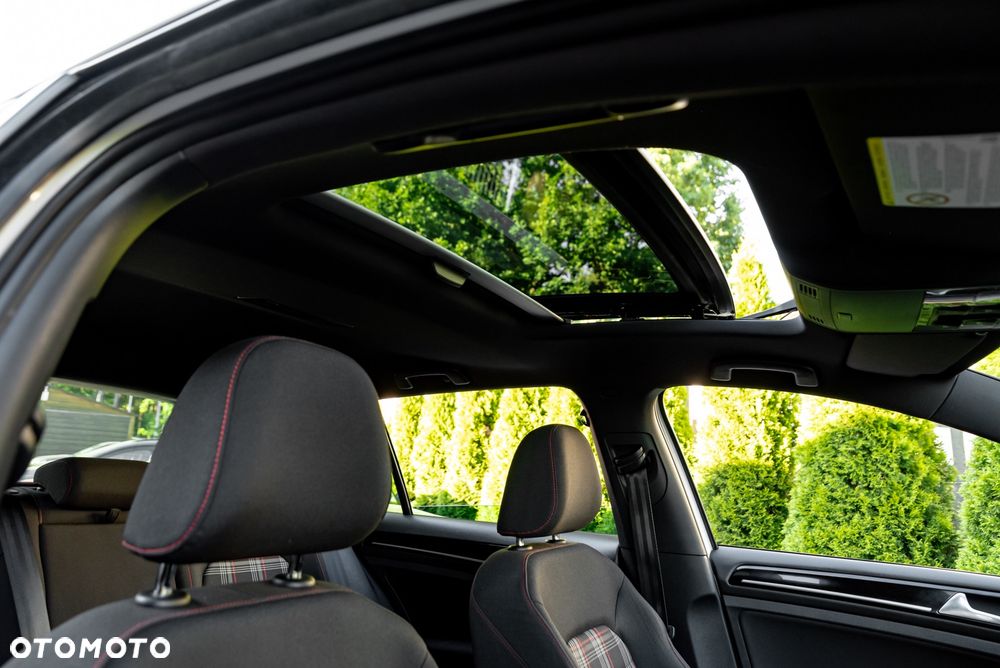Volkswagen Golf 2.0 TSI BMT GTI - 27