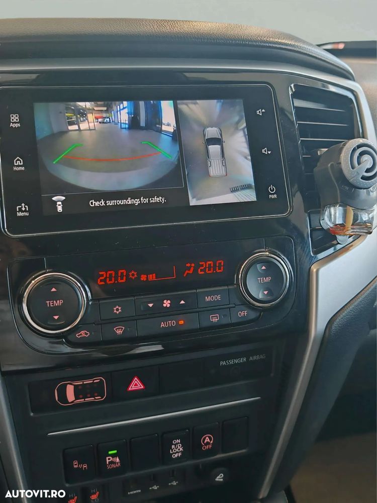 Mitsubishi L200 Double Cab 2.2 DI-D A/T Intense - 26
