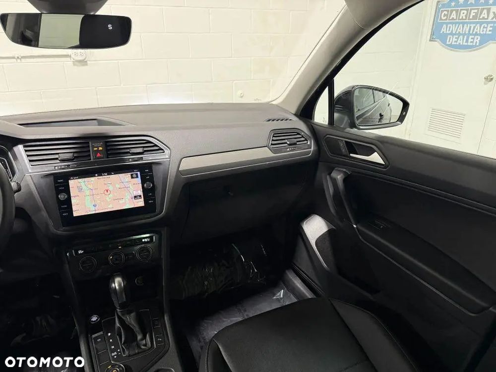 Volkswagen Tiguan 2.0 TSI 4Mot Elegance DSG - 19