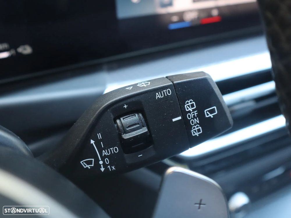BMW 330 e Pack M Auto - 17