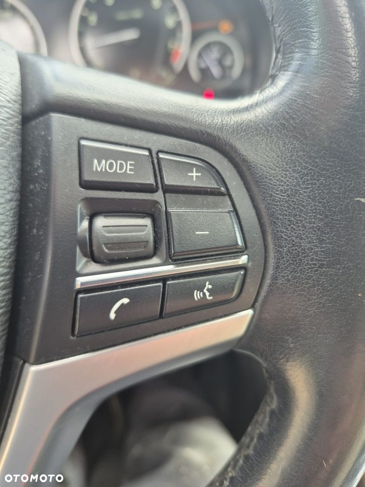 BMW X5 xDrive35i - 9