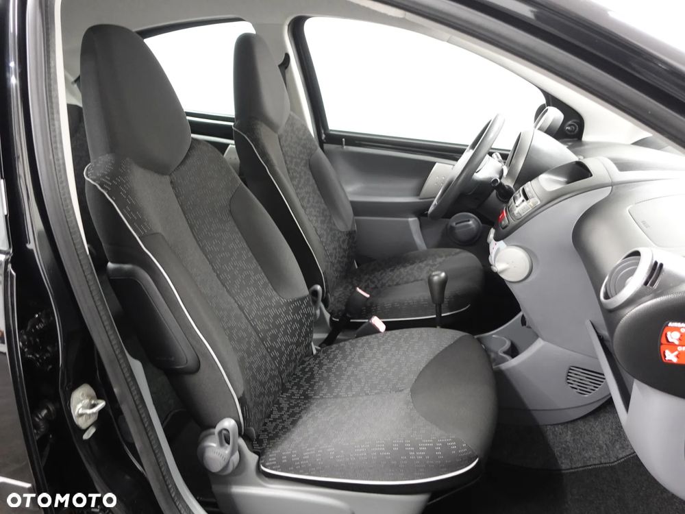 Peugeot 107 70 Filou - 27