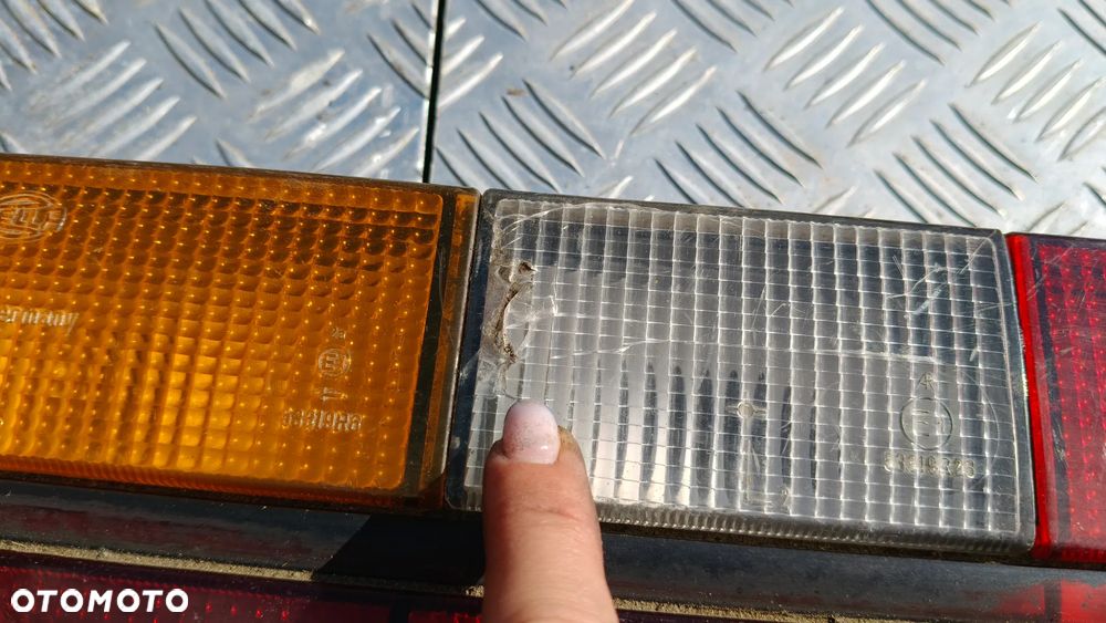 Lampa prawy lewy tył VW GOLF I wkład żarówek - 22