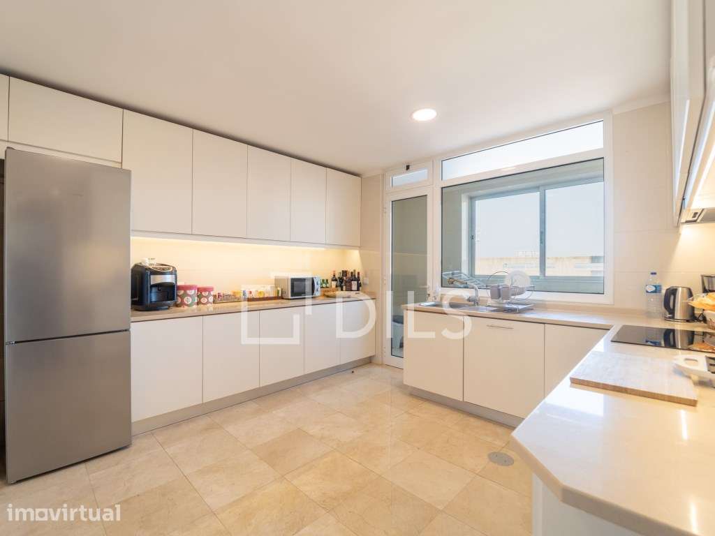 Apartamento T3 com 2 lugares de garagem, na Av. Boavista - Grande imagem: 5/21