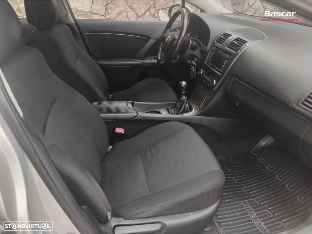 Toyota Avensis SD 2.0 D-4D Sol+GPS - 12