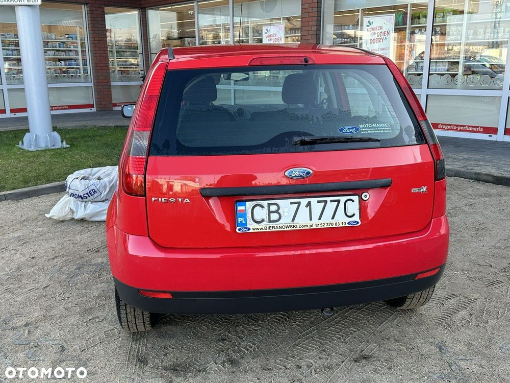 Ford Fiesta - 9