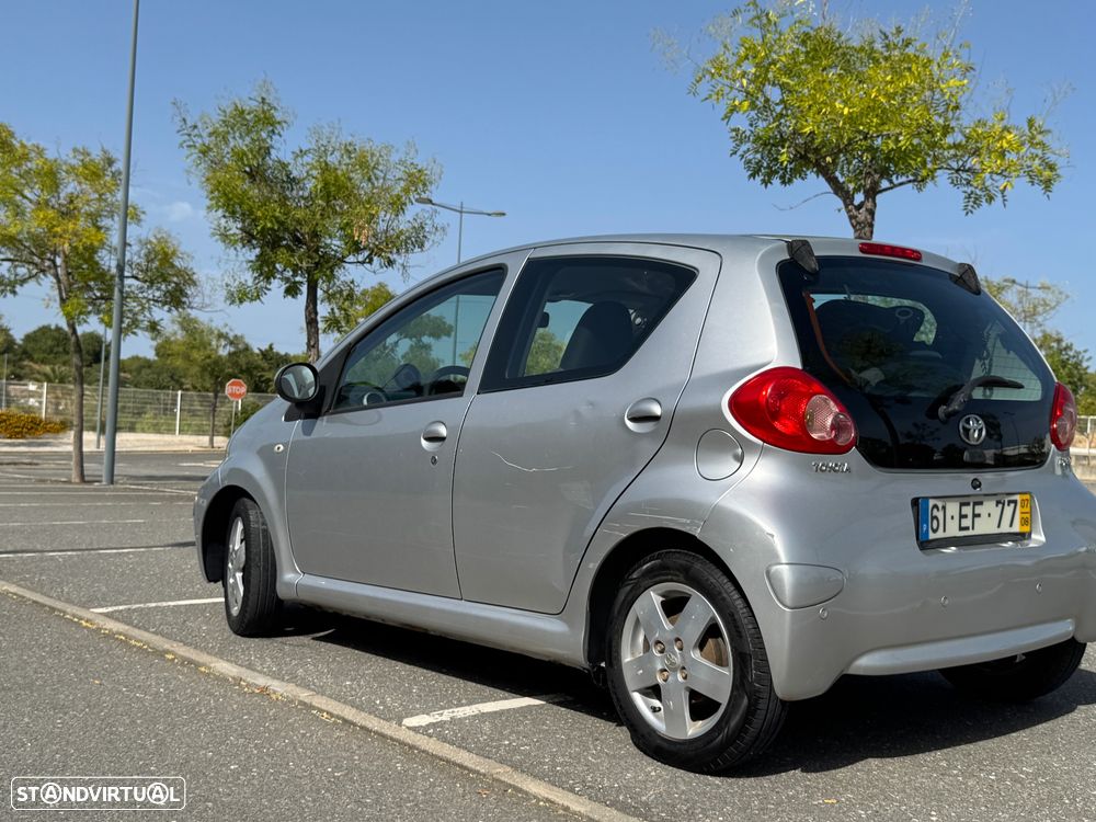 Toyota Aygo 1.0 + AC - 2
