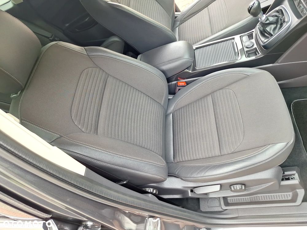 Ford Kuga 1.5 EcoBoost 2x4 Titanium - 22