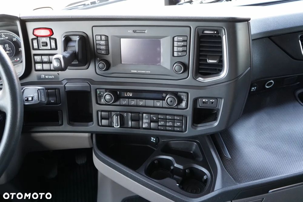 Scania R 450 / OPONY 100% / 2021 R - 30