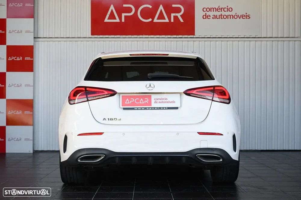 Mercedes-Benz A 180 - 4