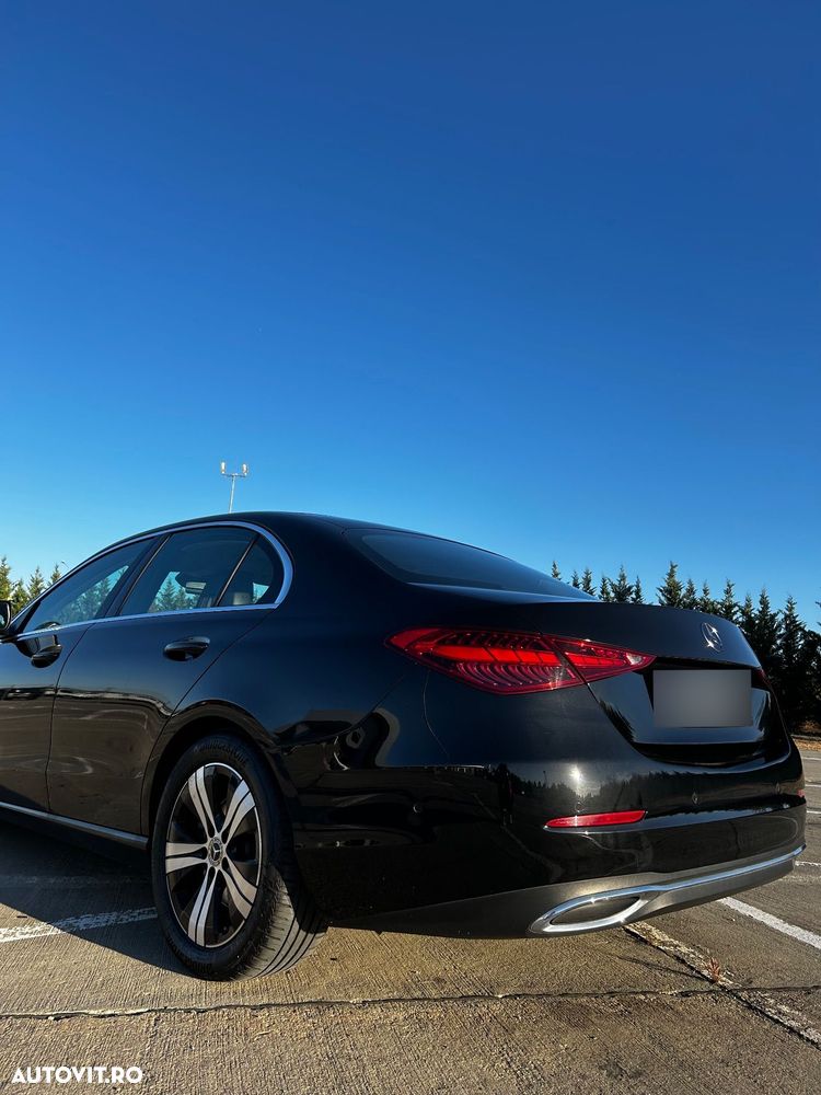 Mercedes-Benz C 300 4Matic T 9G-TRONIC Avantgarde Advanced - 9