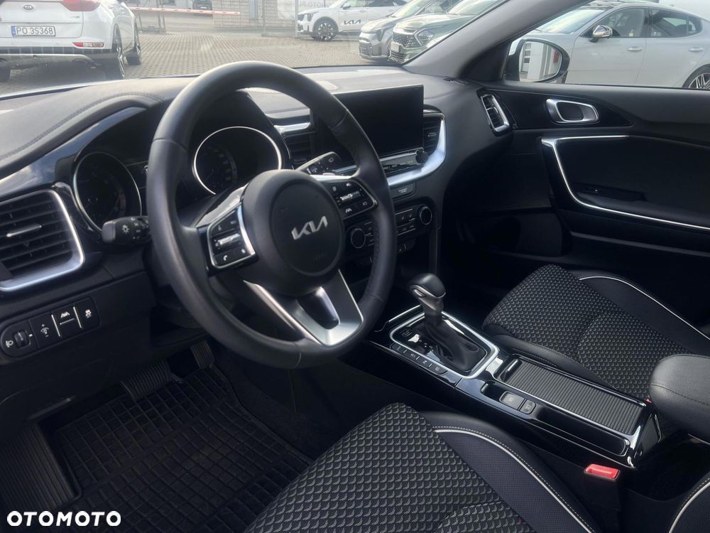 Kia Ceed 1.5 T-GDI Tribute DCT - 10