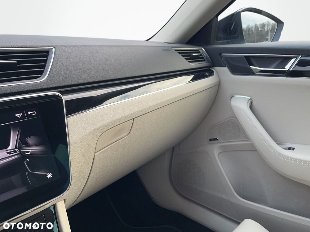 Skoda Superb 2.0 TDI SCR 4x4 L&K DSG - 35