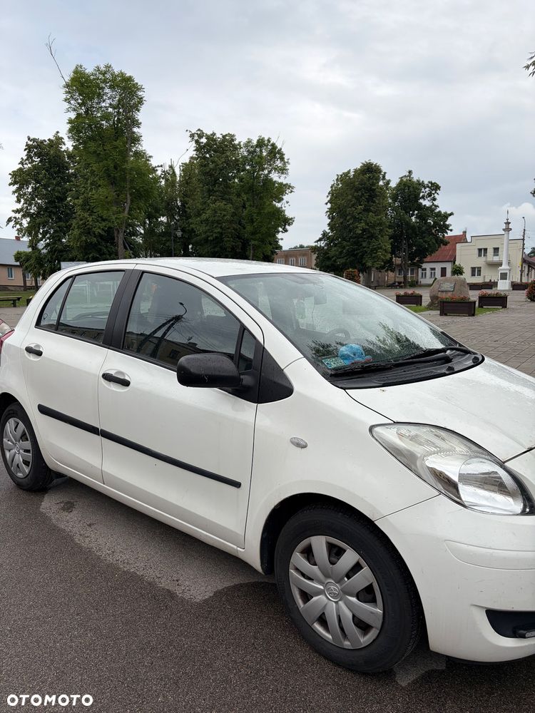 Toyota Yaris 1.0 Terra A/C - 5