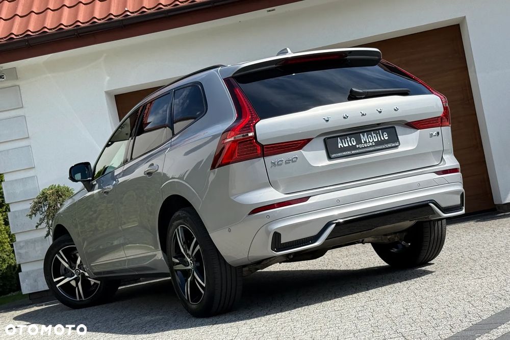 Volvo XC 60 B4 D AWD Plus Dark - 6