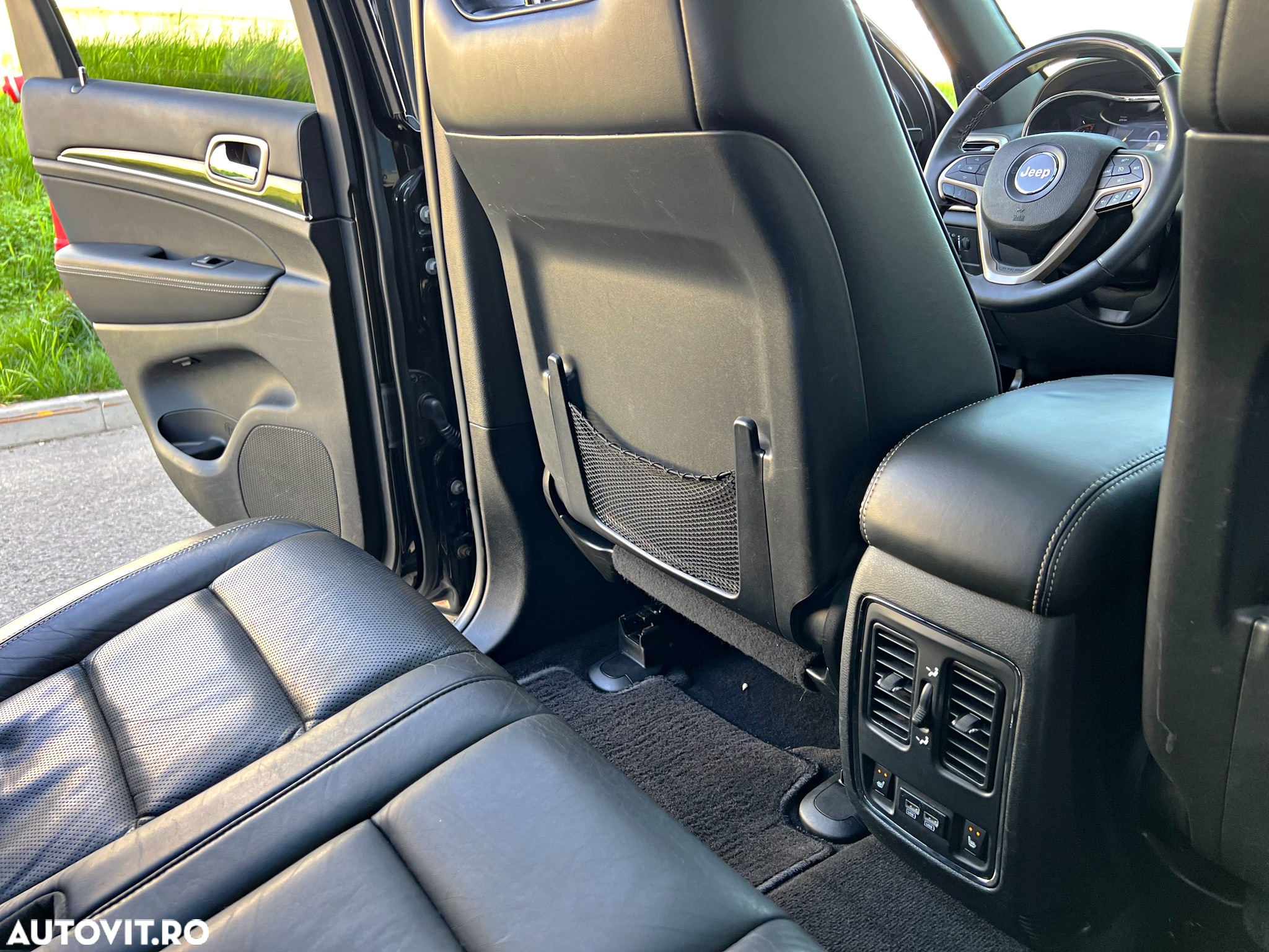 Jeep Grand Cherokee 3.0 TD AT Overland - 12