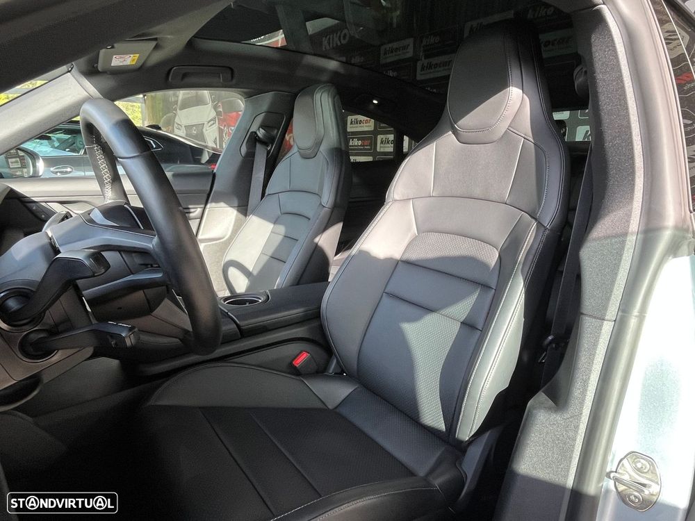 Porsche Taycan Standard - 23