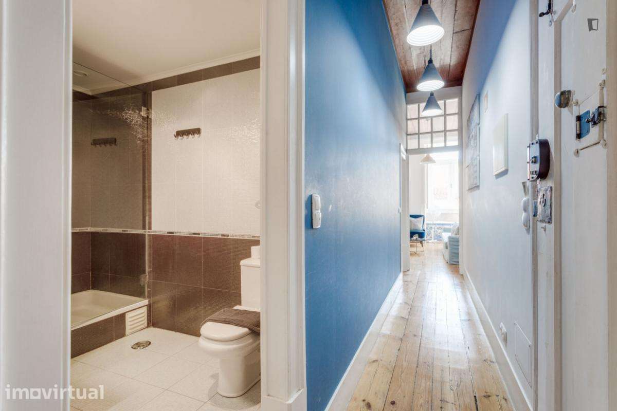 Apartamento com 2 quartos - localizado em Sé Lisbon - Grande imagem: 3/23