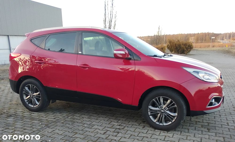 Hyundai ix35 1.7 CRDi 2WD blue Finale Gold - 8