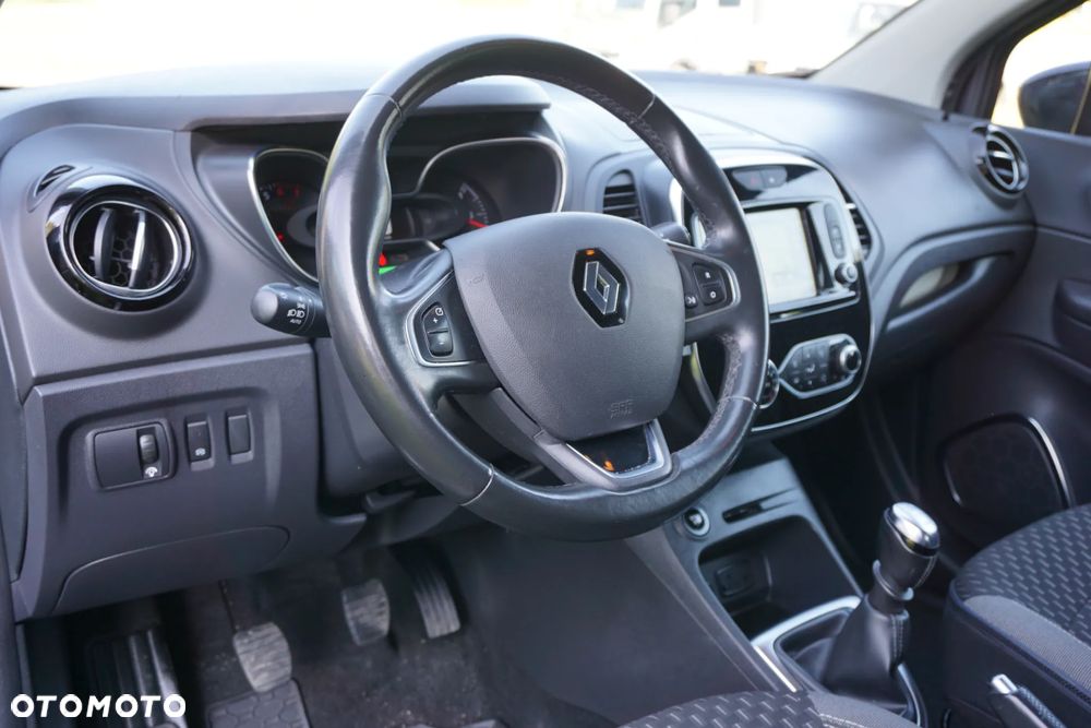 Renault Captur 1.2 Energy TCe Night&Day - 10