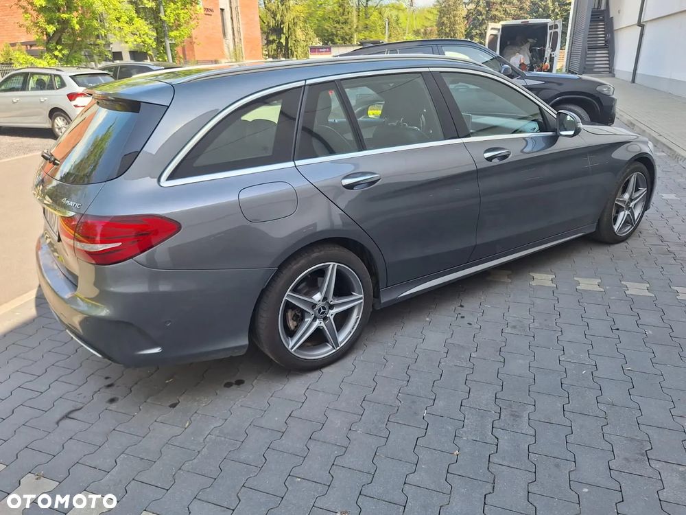 Mercedes-Benz Klasa C 250 d 4Matic T 9G-TRONIC AMG Line - 8