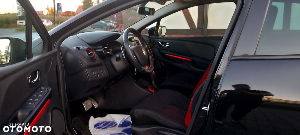 Renault Clio TCe 200 EDC Sport R.S - 33