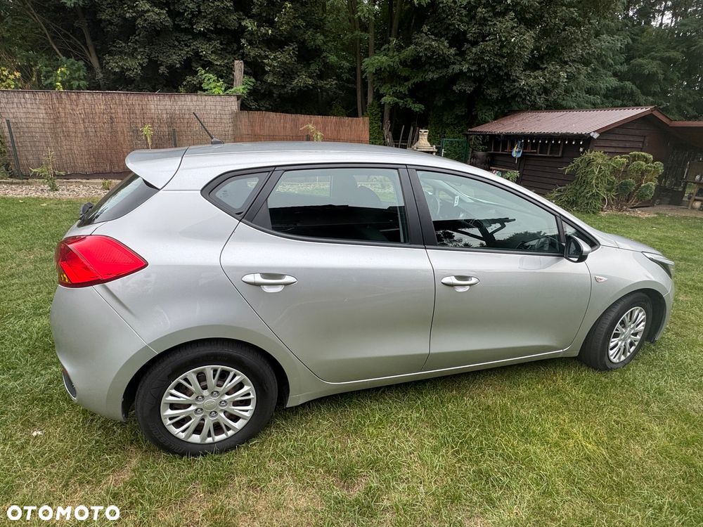 Kia Ceed - 15