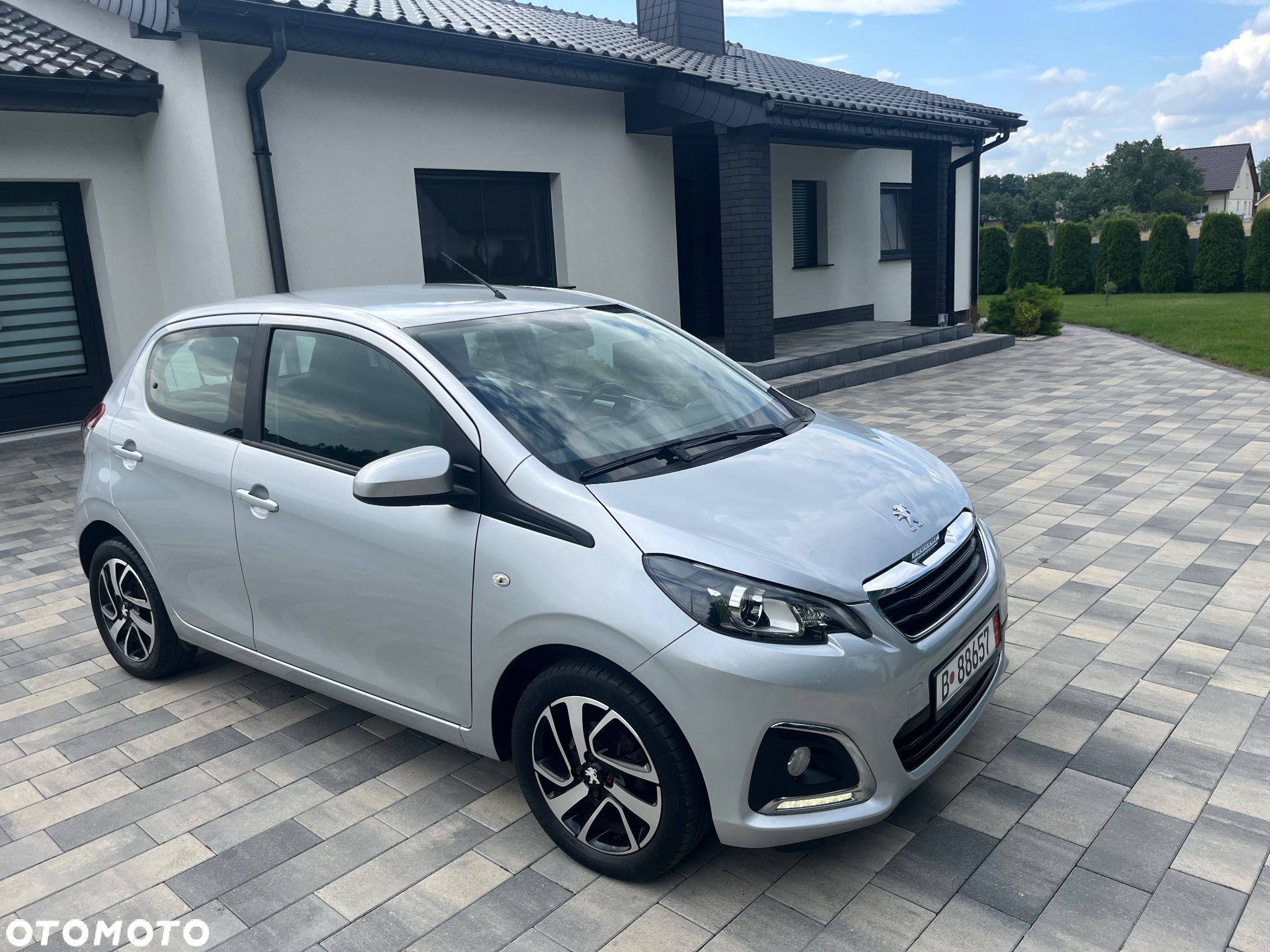 Peugeot 108 - 10