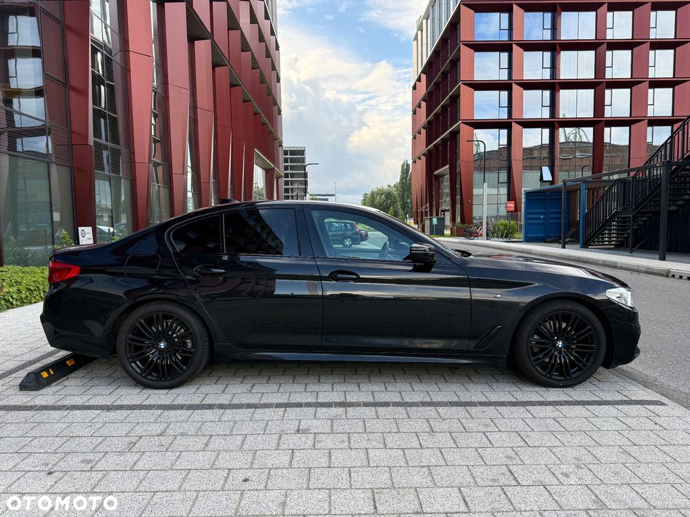BMW Seria 5 520d M Sport - 5