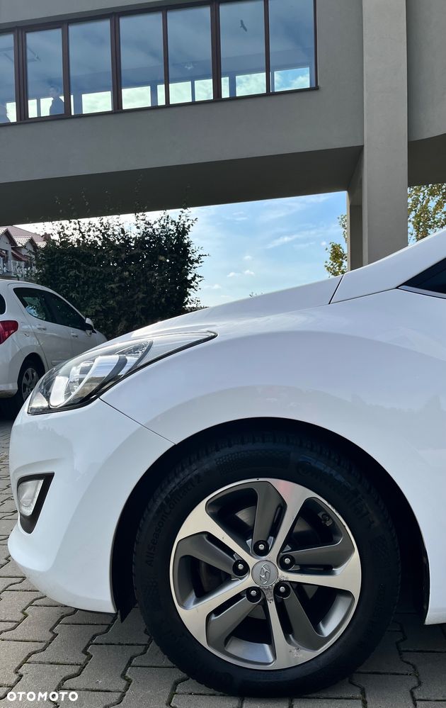 Hyundai i30 1.6 CRDi BlueDrive Run - 9
