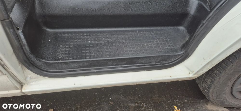 Volkswagen Transporter - 10