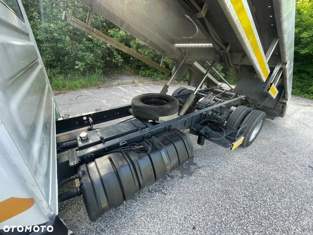 Iveco DAILY - 7