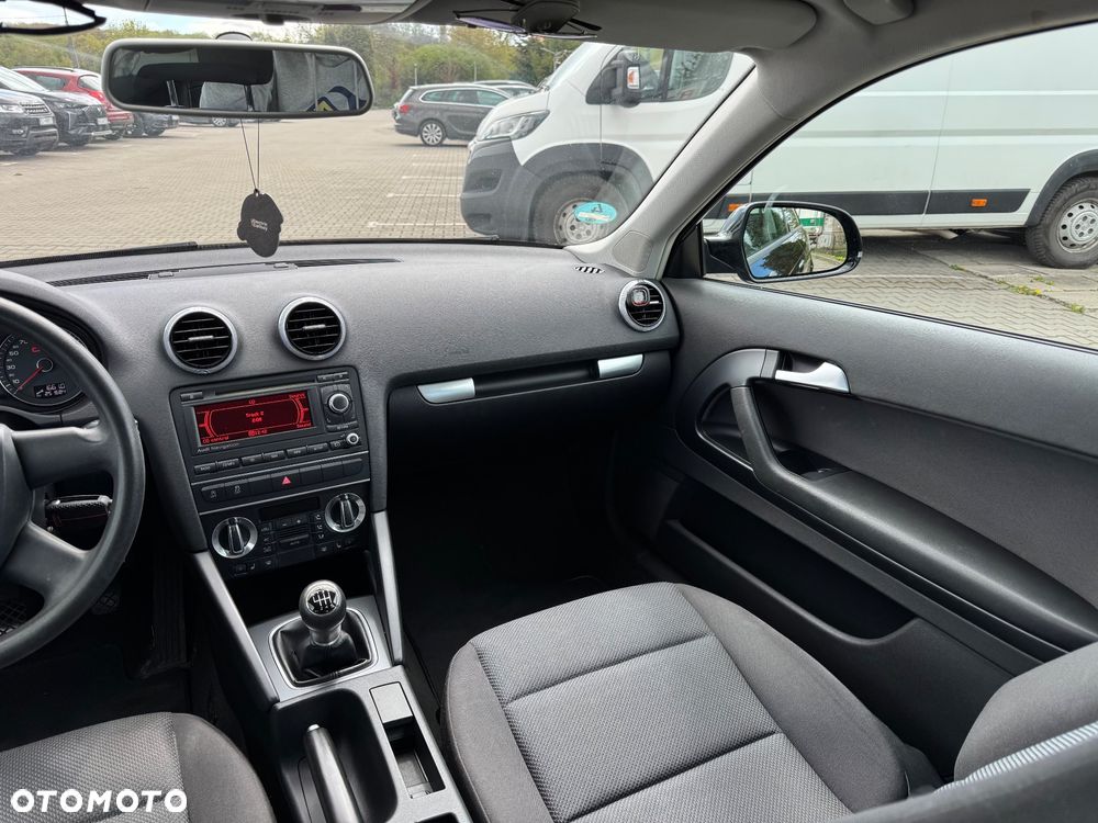 Audi A3 3-drzwiowe 2.0 TDI Attraction - 25