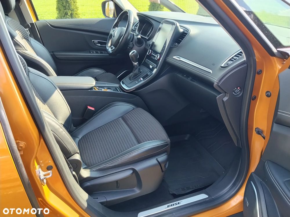 Renault Scenic 1.6 dCi Bose EDC - 10