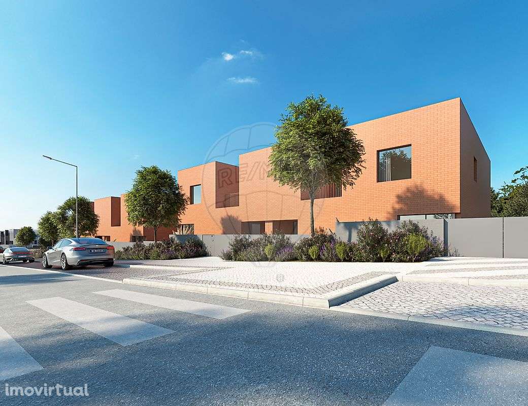 Moradia T4 para venda - Grande imagem: 2/16