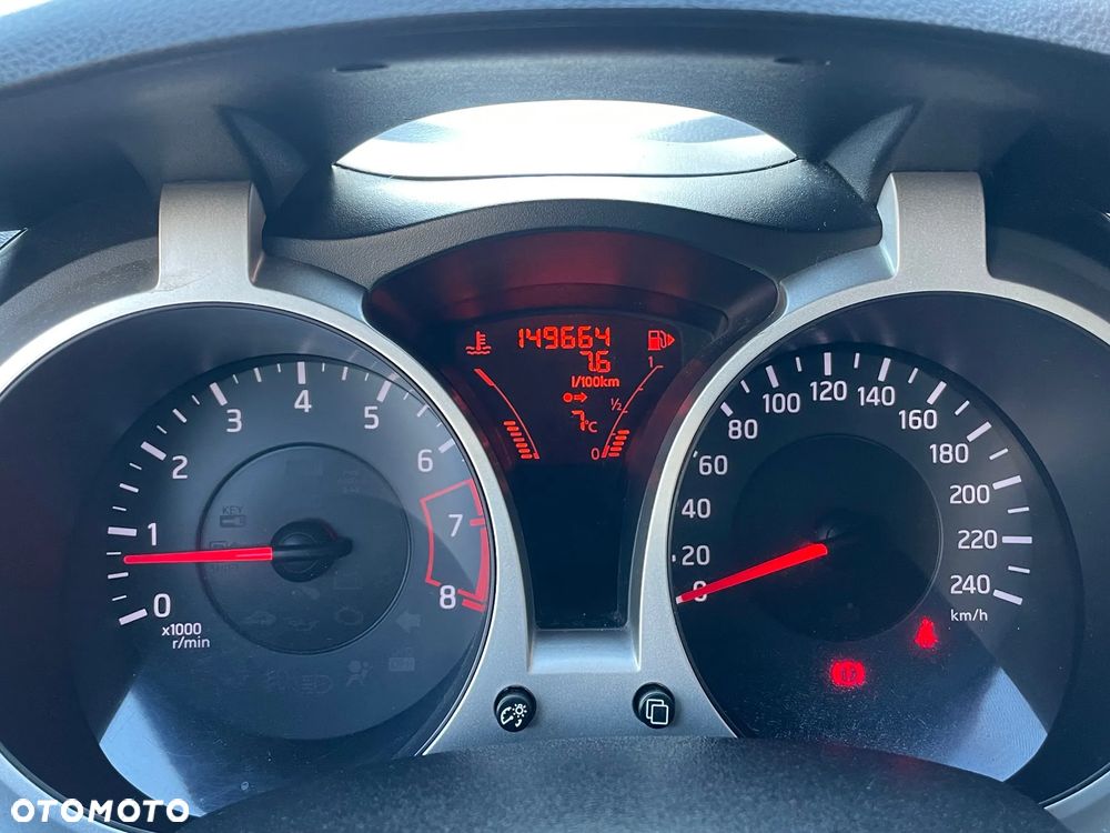 Nissan Juke 1.6 Acenta S&S - 16