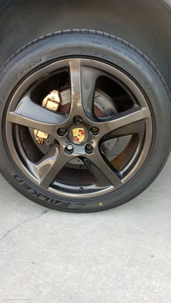 Porsche Cayenne Turbo - 2