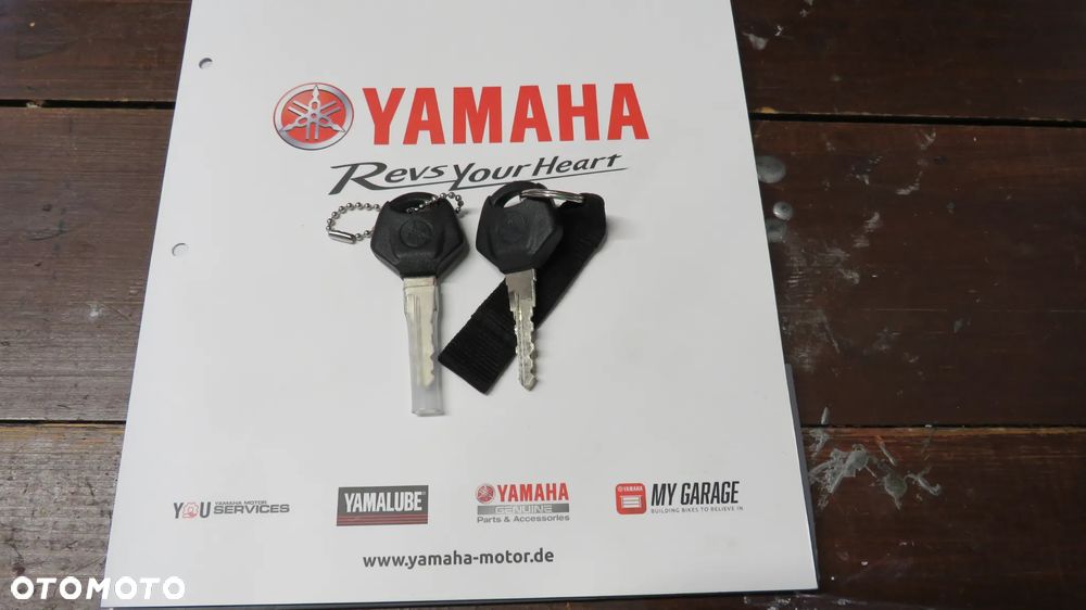 Yamaha MT - 17